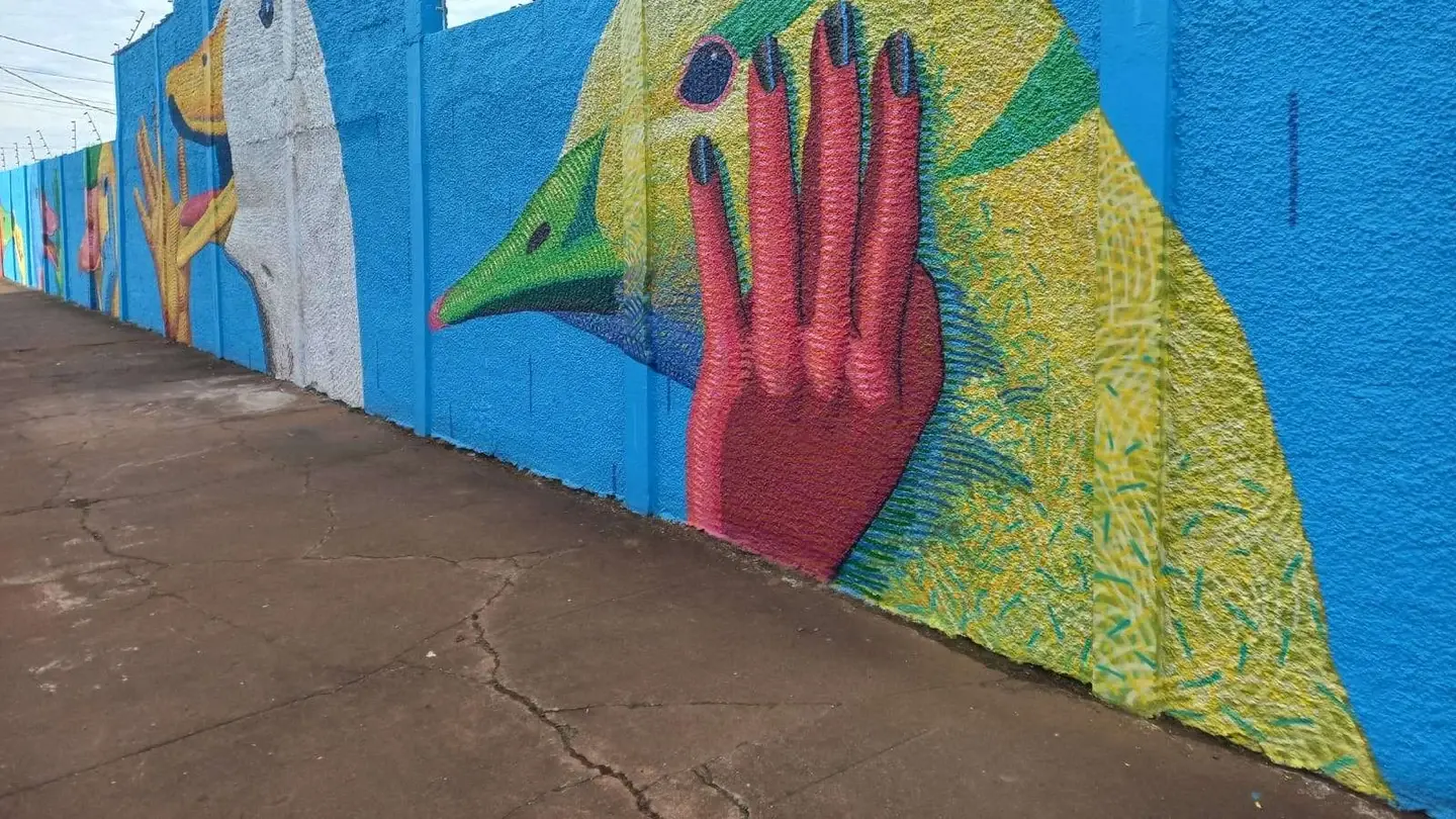 Sede da Copasa em patos de Minas vira galeria a céu aberto